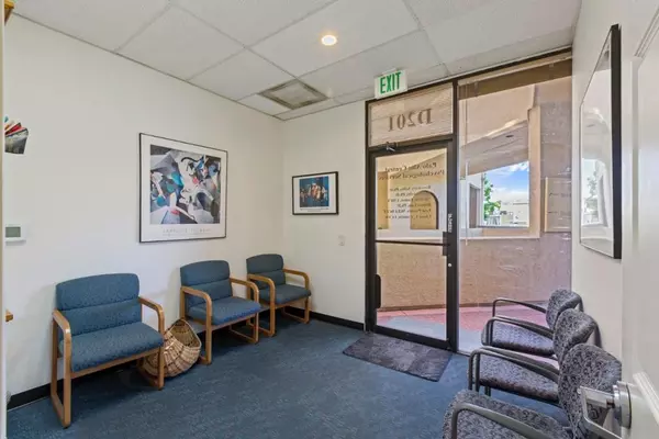 Palo Alto, CA 94306,117 California AVE #D201