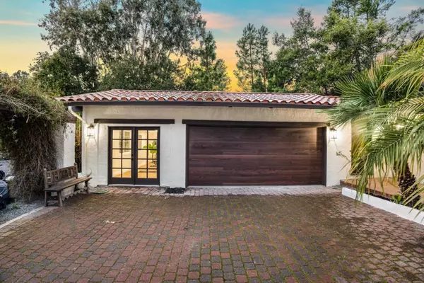 Los Altos Hills, CA 94022,26645 Altamont RD