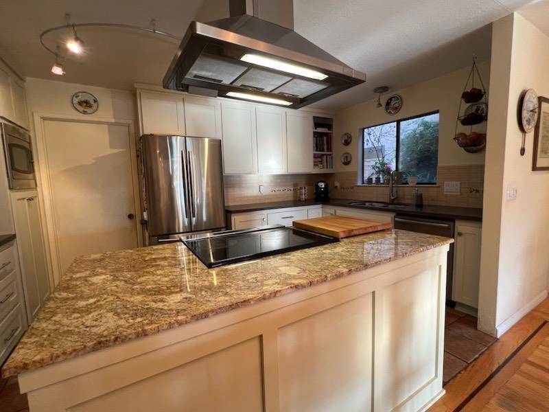 CA 94574,1155 Peppertree CIR