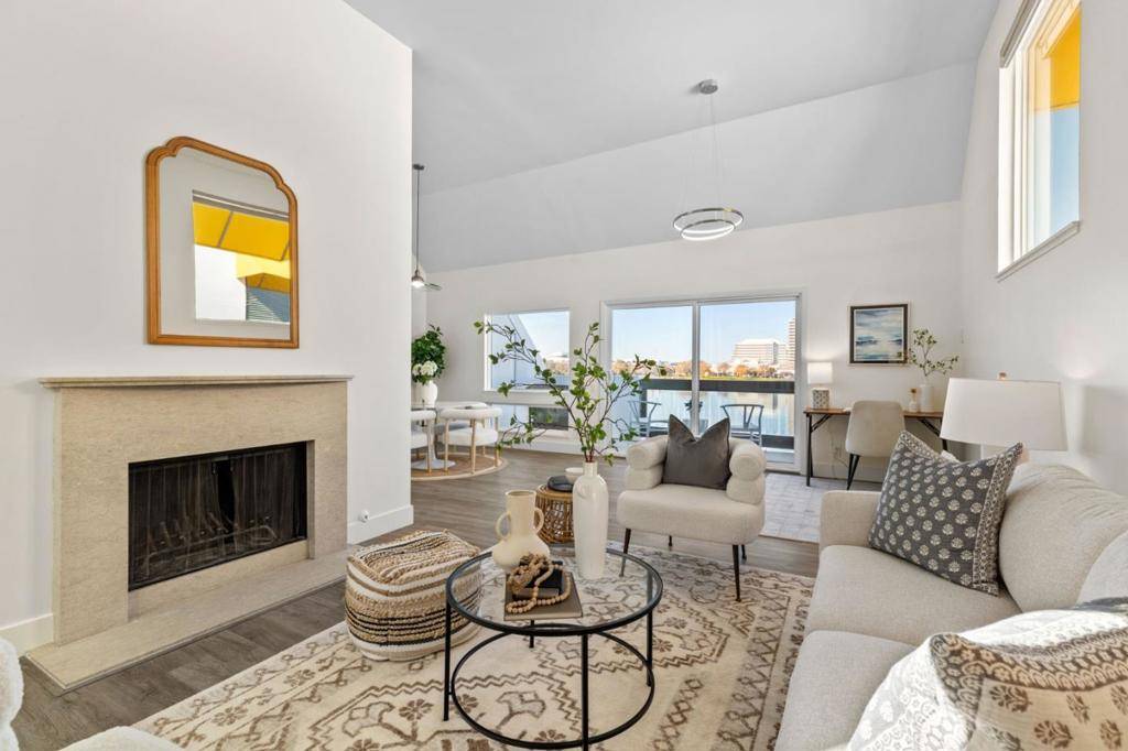 614 Portofino LN, Foster City, CA 94404