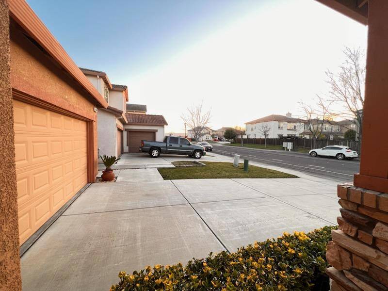 Tracy, CA 95377,484 Presidio PL