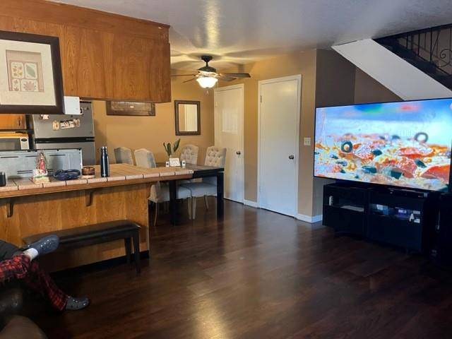 Gilroy, CA 95020,1210 Juniper DR