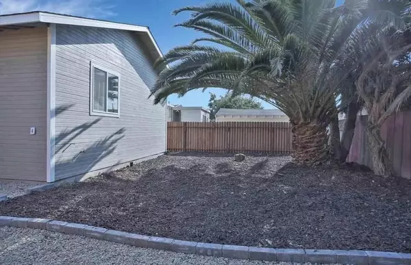 Oakland, CA 94621,1753 Church ST