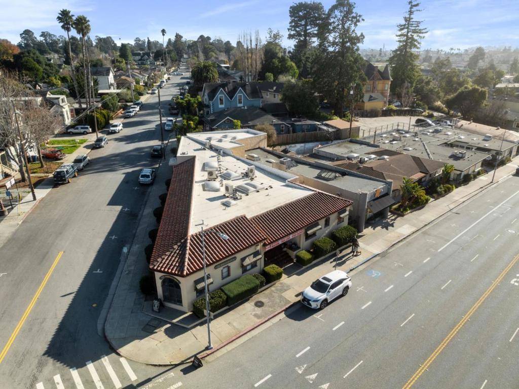526540 Soquel AVE, Santa Cruz, CA 95062