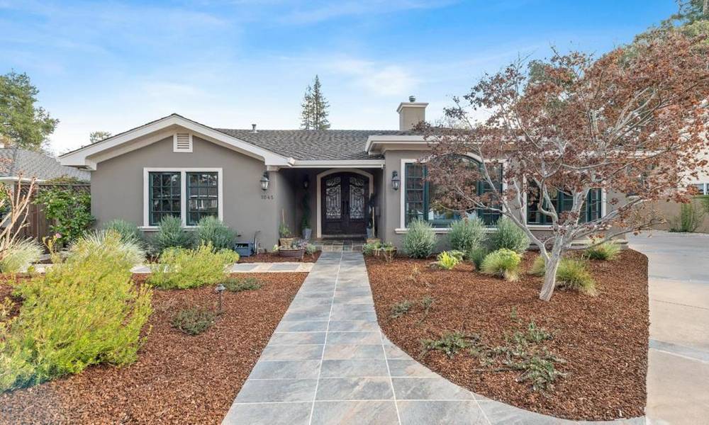 1045 Atkinson LN, Menlo Park, CA 94025