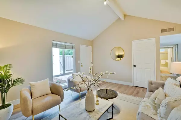Cupertino, CA 95014,8147 Park Villa CIR