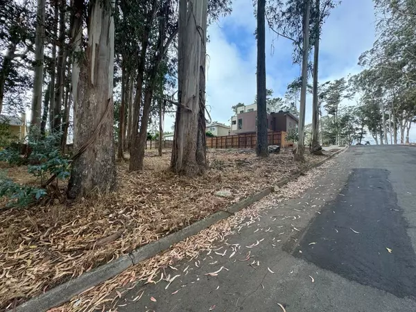 El Granada, CA 94018,0 The Alameda