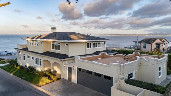 Pacific Grove, CA 93950,1051 Ocean View BLVD