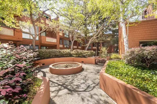 Palo Alto, CA 94306,4250 El Camino Real #D138