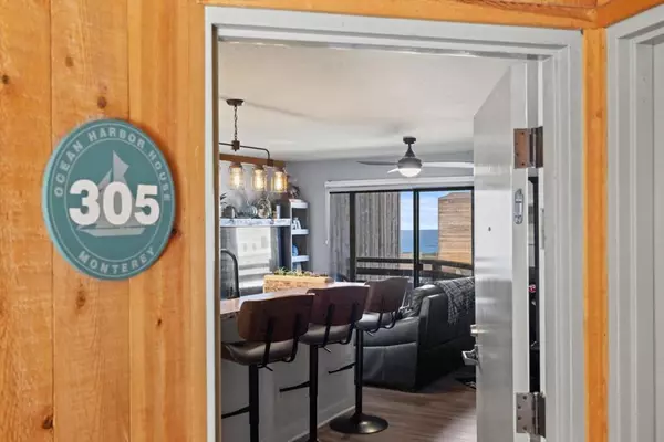 Monterey, CA 93940,125 Surf WAY #305