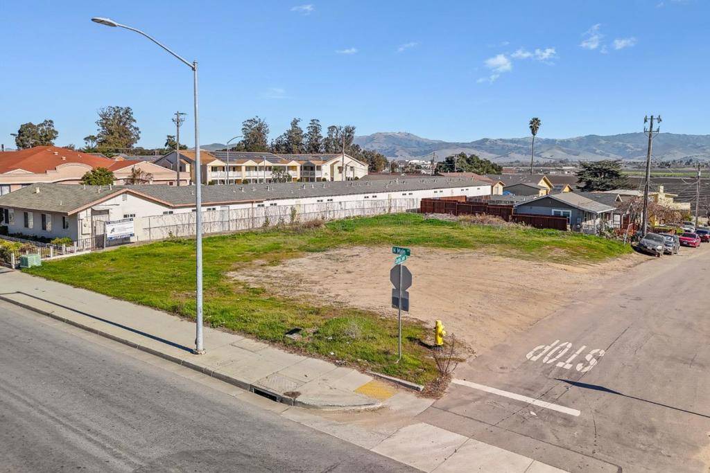 Salinas, CA 93906,730 N Main ST