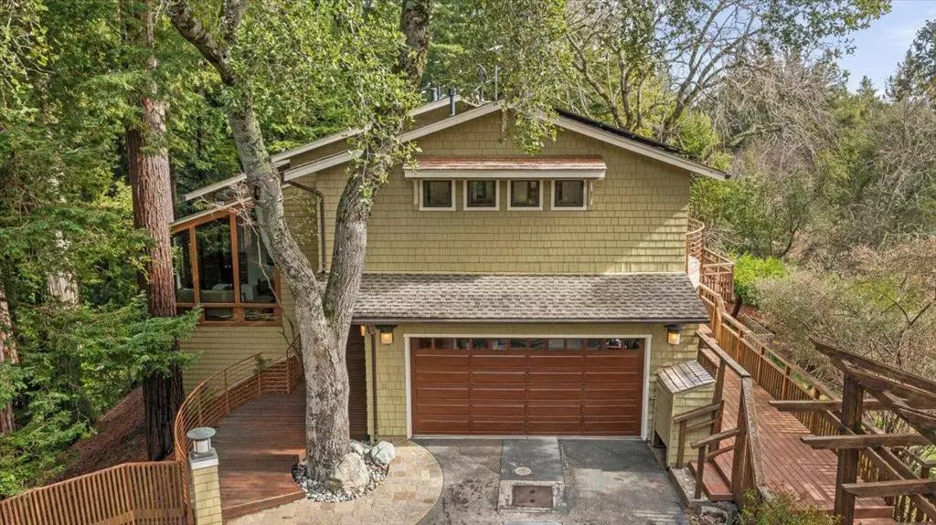 22800 Midpine CT, Los Gatos, CA 95033
