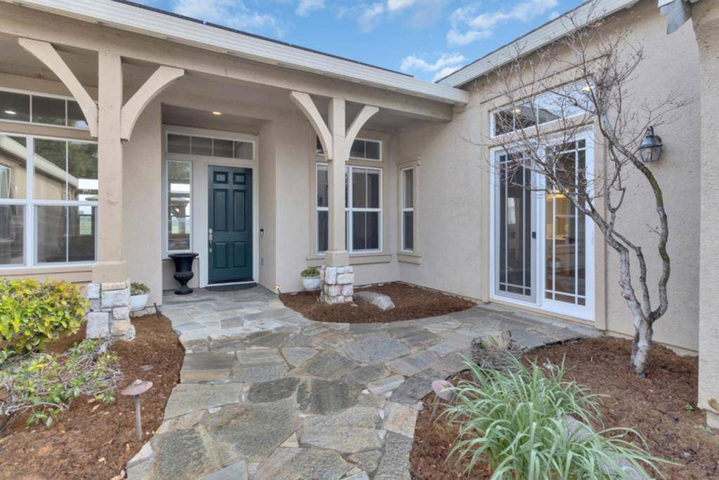 San Juan Bautista, CA 95045,820 Via Vaquero Norte