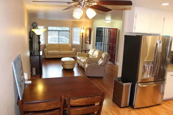 Hollister, CA 95023,101 Gibson DR #7