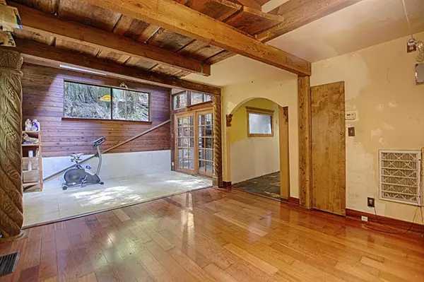 Boulder Creek, CA 95006,530 Logan Creek RD