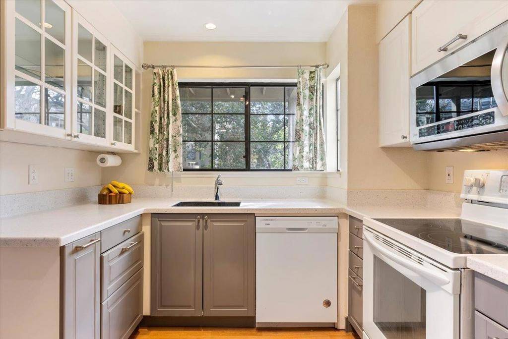 241 Quail Run CT, Monterey, CA 93940