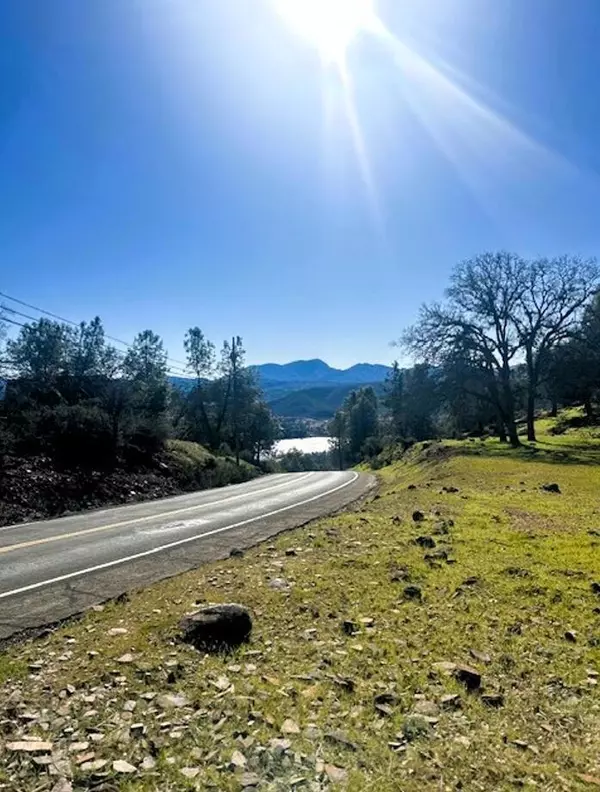 Hidden Valley Lake, CA 95467,17426 Deer Hill RD