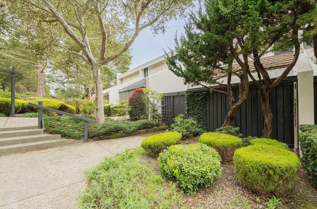 3600 High Meadow DR #11, Carmel, CA 93923