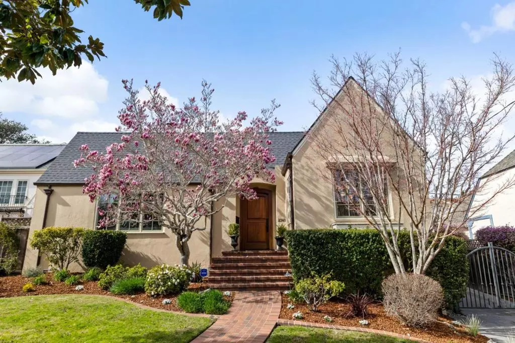 Burlingame, CA 94010,2340 Poppy DR