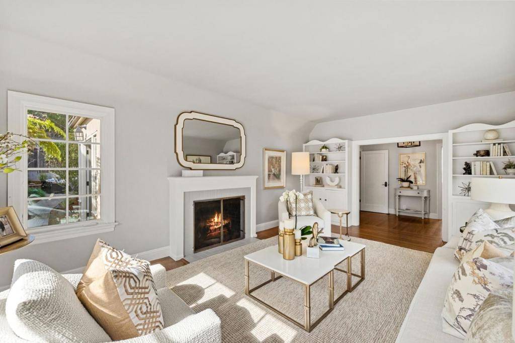 Burlingame, CA 94010,2340 Poppy DR