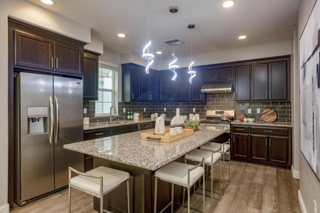 Milpitas, CA 95035,307 Wild Rose WAY