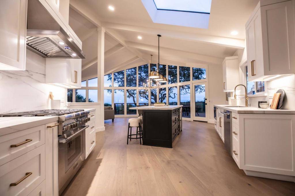 250 Hardwick RD, Woodside, CA 94062