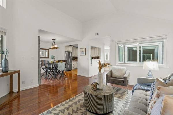 San Jose, CA 95124,4816 Lakebird PL