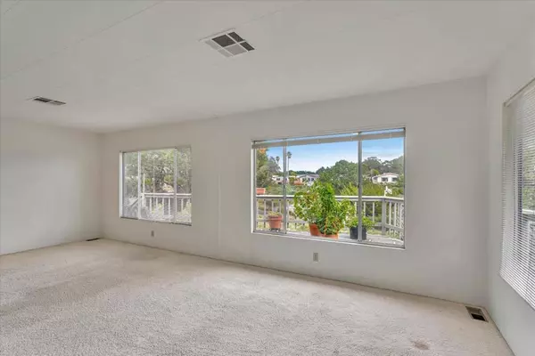 Santa Cruz, CA 95060,2395 Delaware AVE