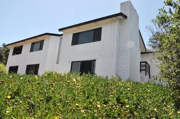 13500 Paseo Terrano, Salinas, CA 93908