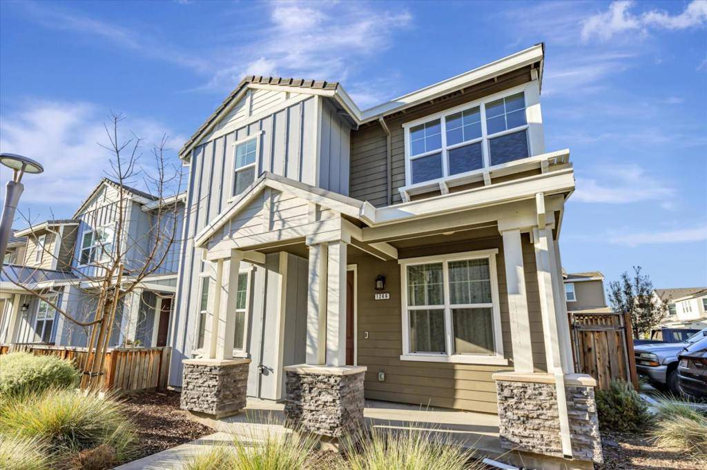 1266 Canopy LN, Morgan Hill, CA 95037