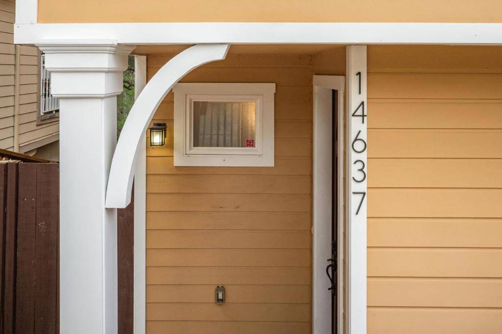 Saratoga, CA 95070,14637 Big Basin WAY
