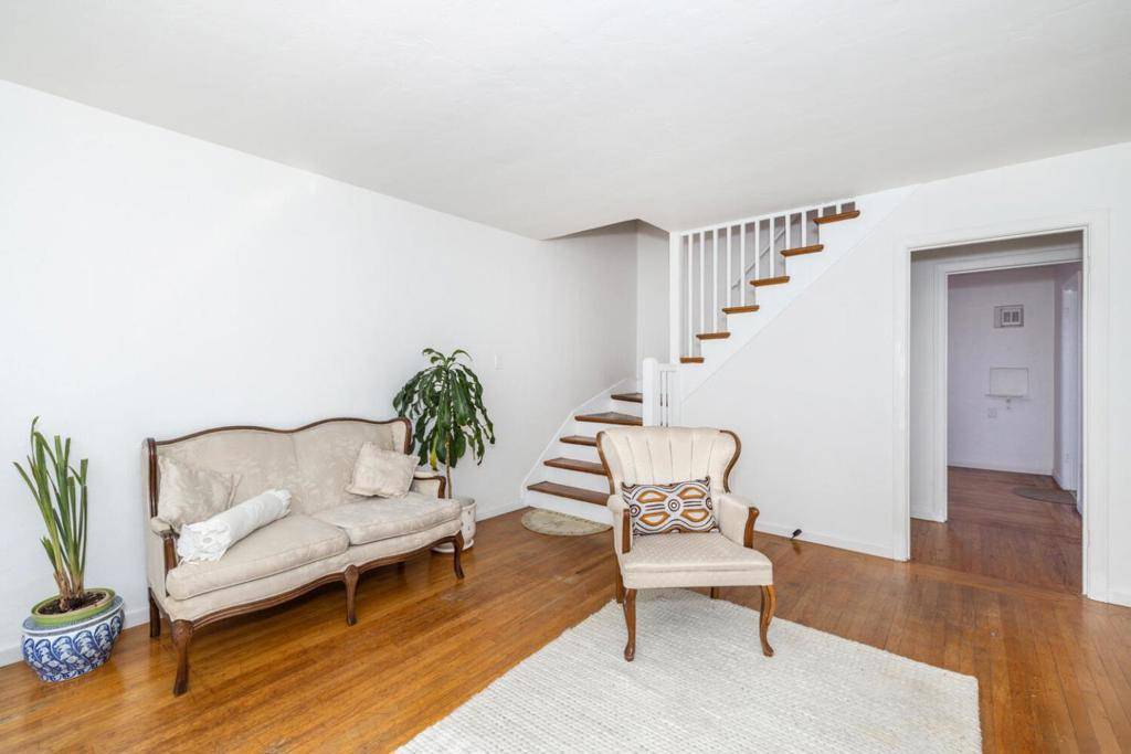 San Francisco, CA 94112,761 Rolph ST