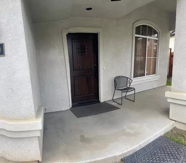 Hollister, CA 95023,2260 Ventana CT