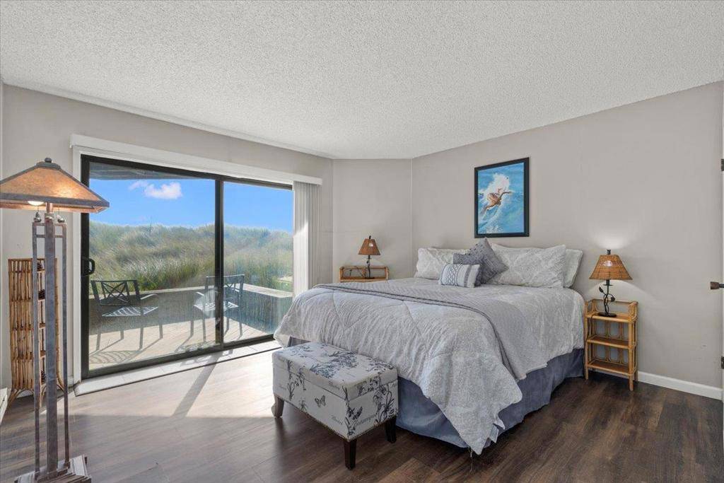 Watsonville, CA 95076,101 Shell DR #211