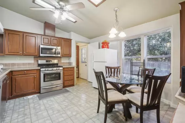 San Jose, CA 95122,1352 Sunbeam CIR