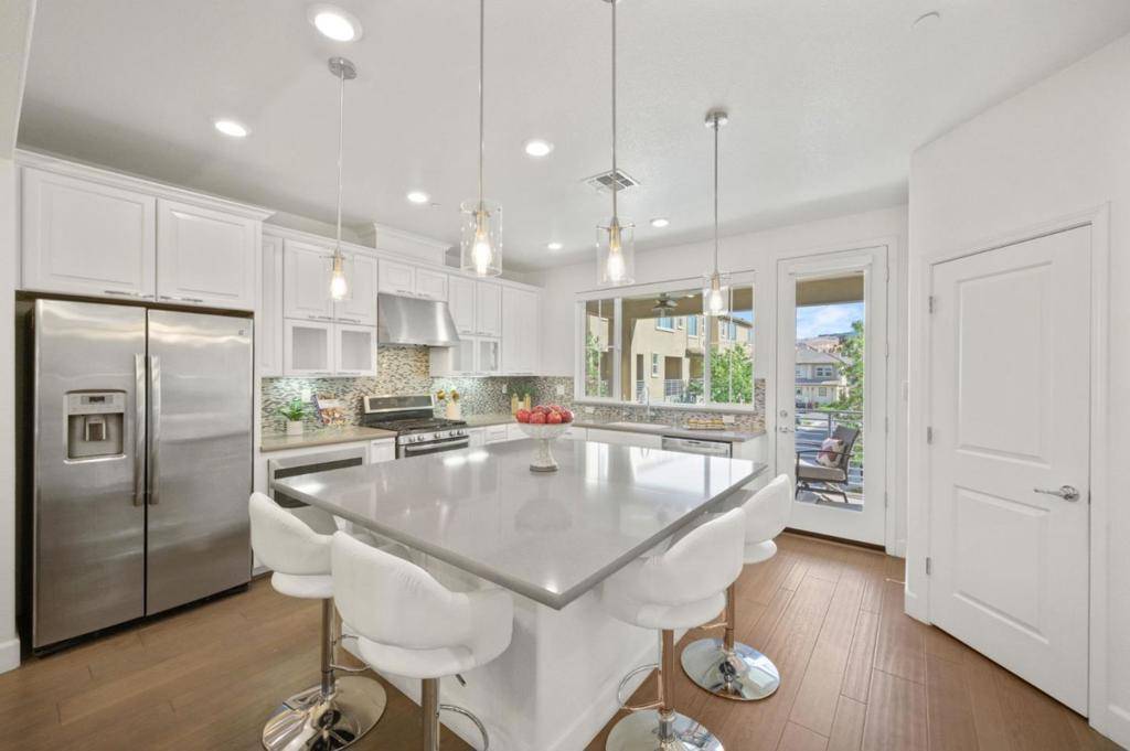 6043 Raleigh RD, San Jose, CA 95123