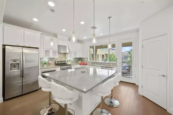 6043 Raleigh RD, San Jose, CA 95123