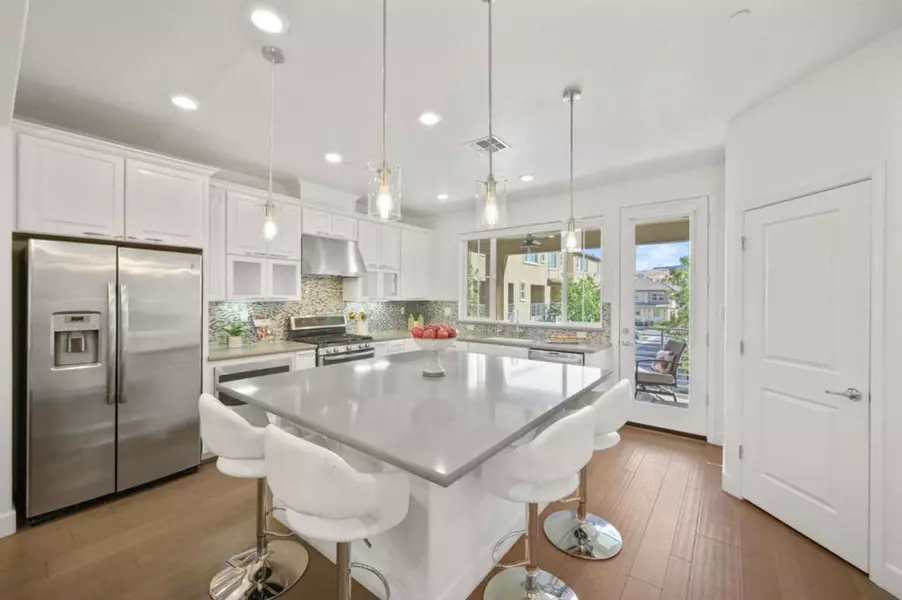 6043 Raleigh RD, San Jose, CA 95123
