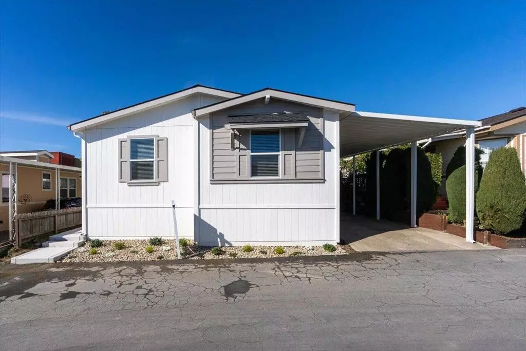 Watsonville, CA 95076,144 Holm RD