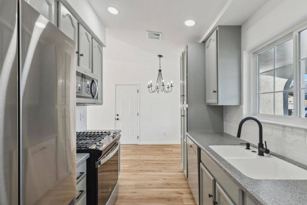 Modesto, CA 95356,1500 Brixton LN
