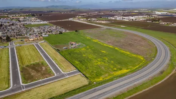 Hollister, CA 95023,N Chappell RD
