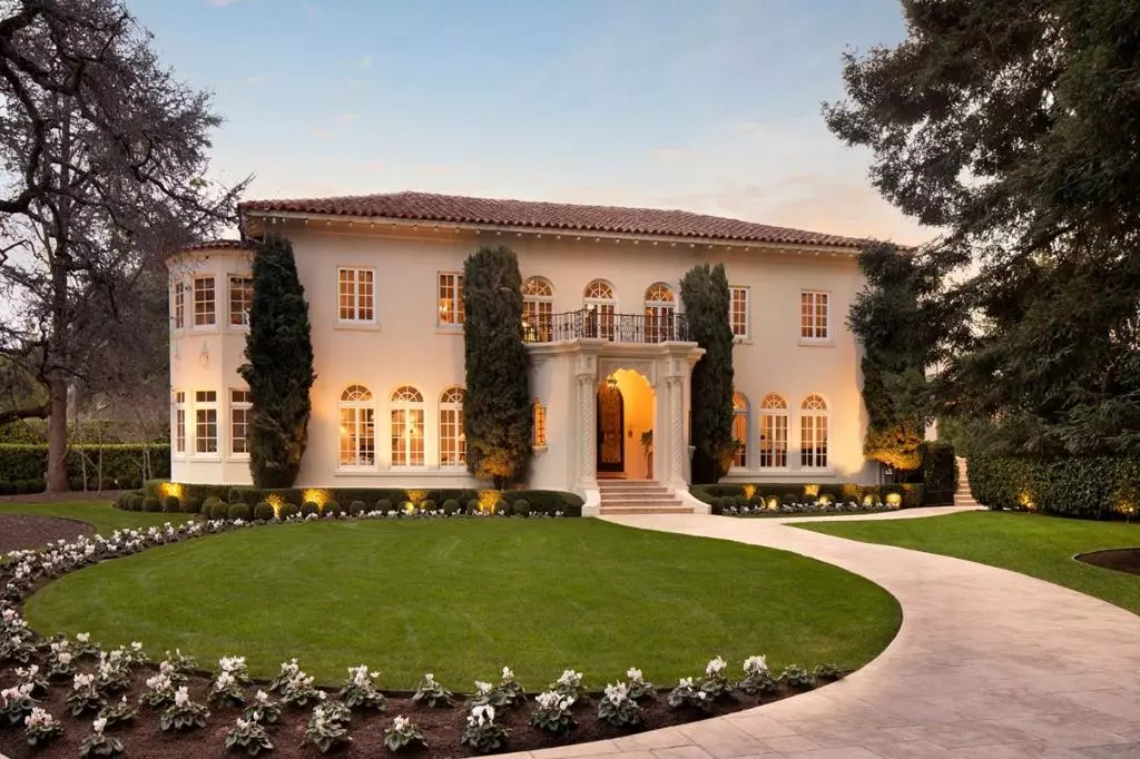 Atherton, CA 94027,241 Polhemus AVE