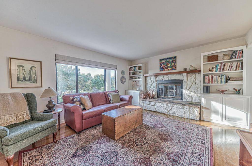 Salinas, CA 93907,7571 Via Guiseppe LN