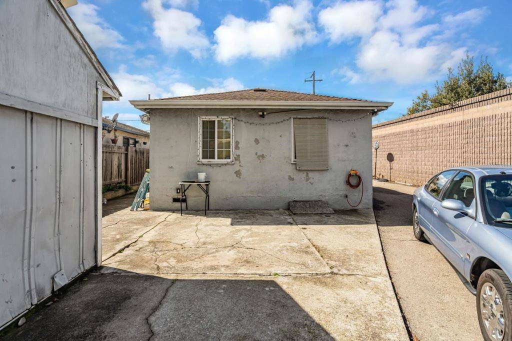 San Jose, CA 95128,584 Macarthur AVE