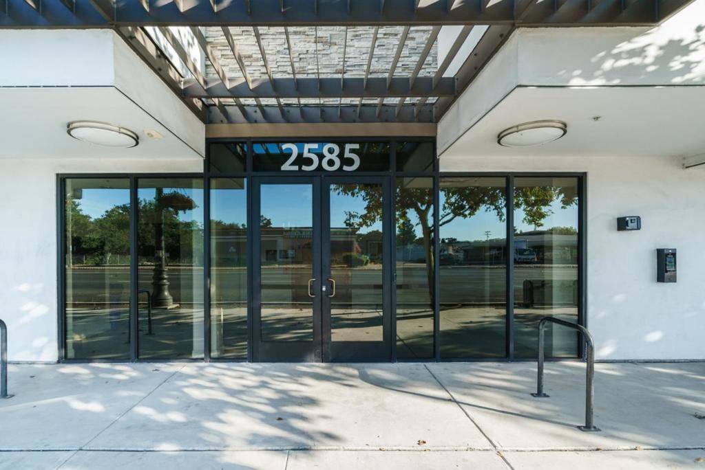 Santa Clara, CA 95051,2585 El Camino Real #205