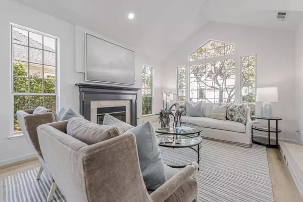 CA 94065,818 Bay Harbour DR