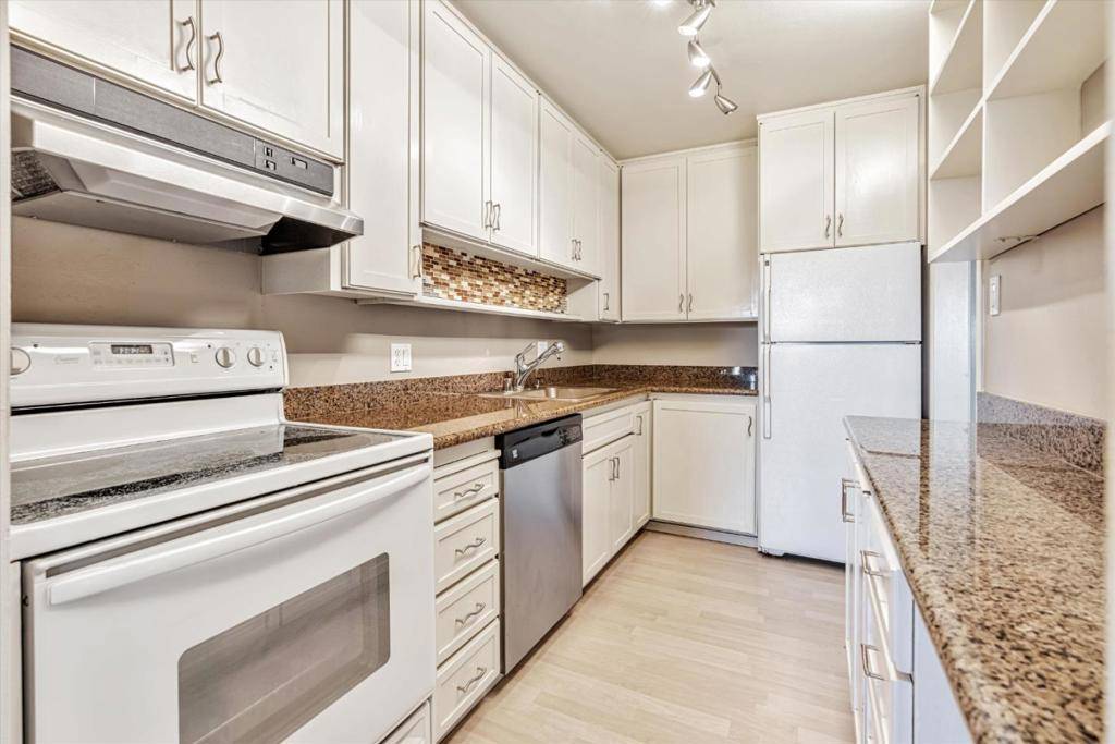 San Mateo, CA 94401,801 N Humboldt ST #208
