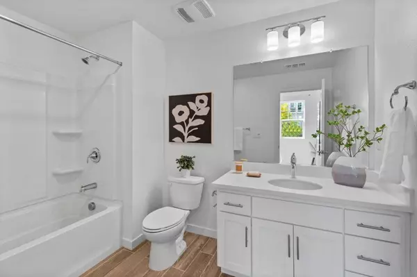 Mountain View, CA 94043,3908 Degree LN