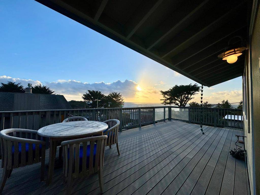 Montara, CA 94037,304 12th ST