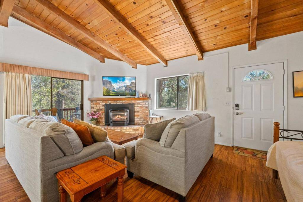 Groveland, CA 95321,19935 Pine Mountain DR